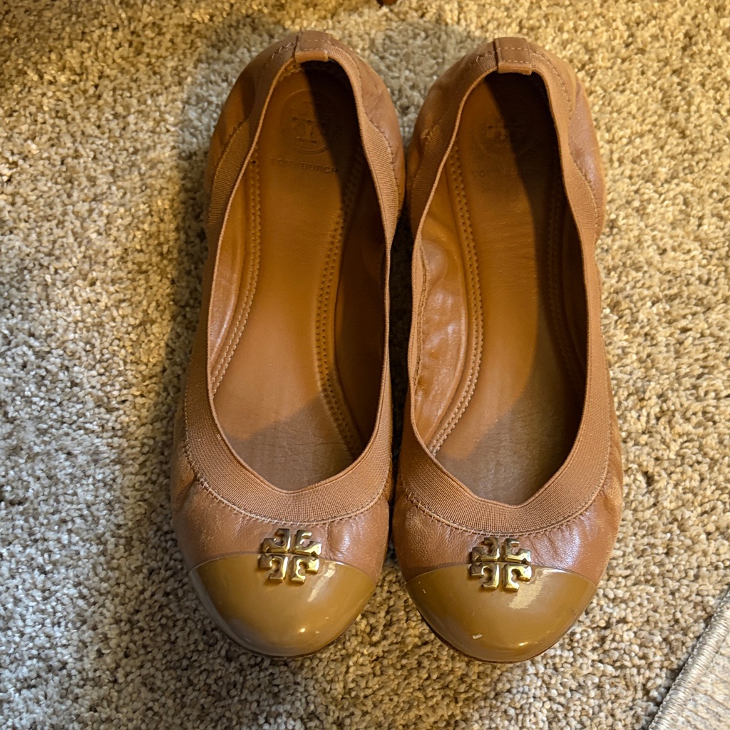Tory Burch Brown Cap-Toe Flats